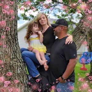 Meet your Posher, Leslie